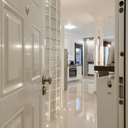 Ace Location | Luxury Building Апартаменты Салоники